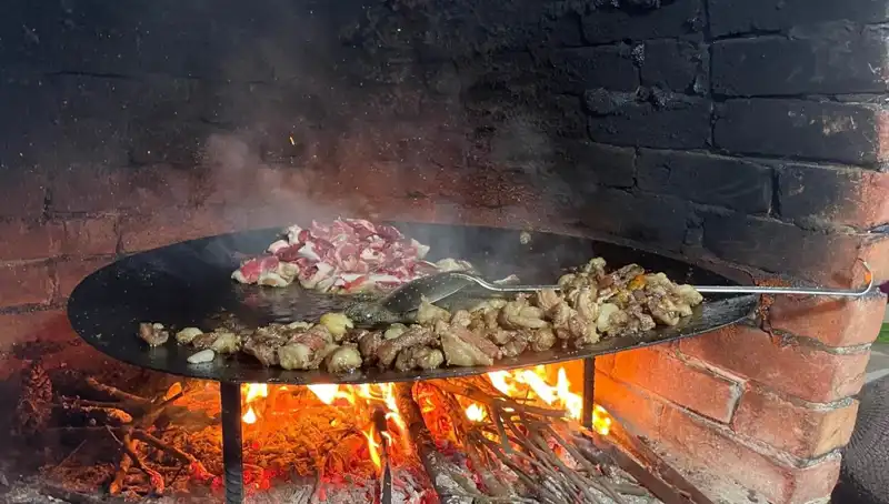 Türkiye'de 400 Yıldır Devam Eden Dualı Güveç Geleneği!