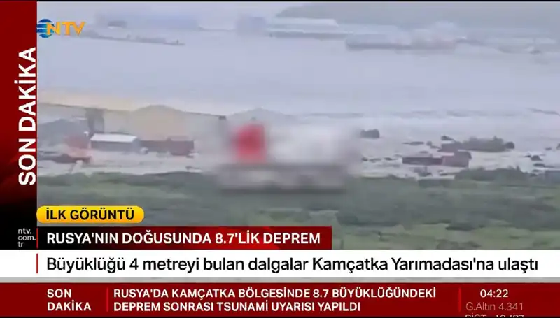 Kamçatka'da Tsunami Alarmı: İlk Dalgalar Kıyıya Vurdu!