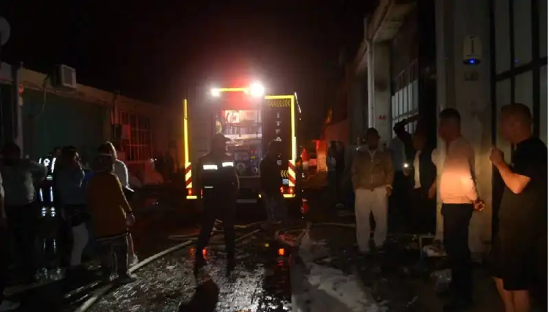 Gözlük Fabrikasında Korkutan Yangın: Sebebi ve Sonrası Neler Olacak?