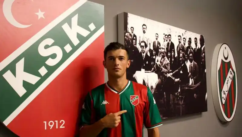 Karşıyaka'da Transfer Hamlesi: Takım Gücünü Artırıyor!