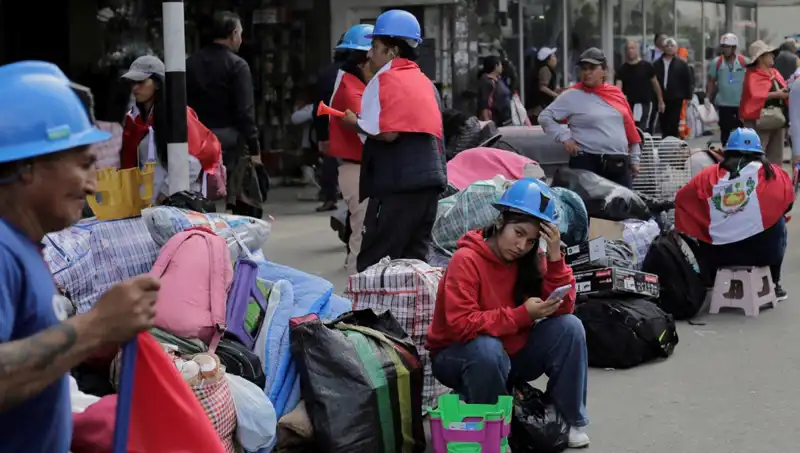 Peru'da Madenciler Sokaklarda, Hükümetle Gerilim Tırmanıyor!