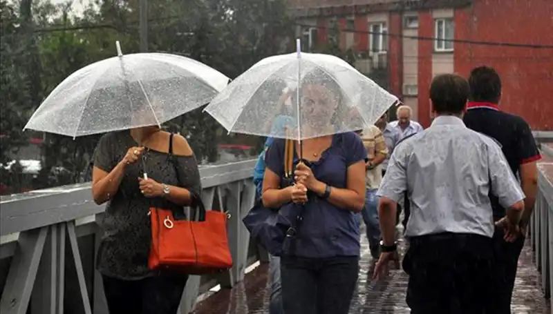 Sıcak Hava Dalgası Geliyor: Sağanak Yağışlar ve Uyarılar
