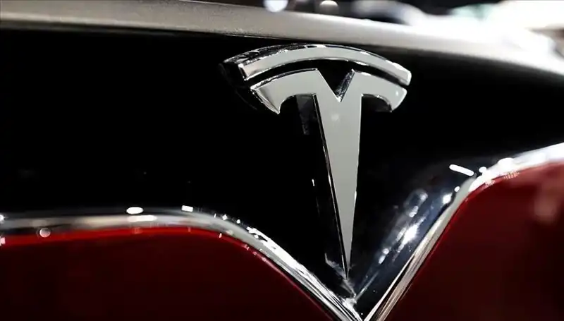 Tesla'da Neler Oluyor? Ucuz Model Tartışması ve FSD Beklentileri