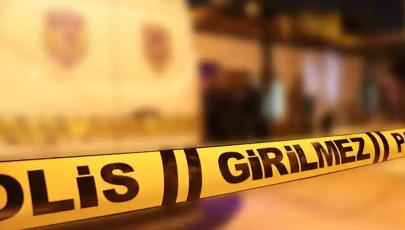 İzmir'de Aile İçi Kavga: 1 Çocuk ve 4 Kişi Ağır Yaralandı