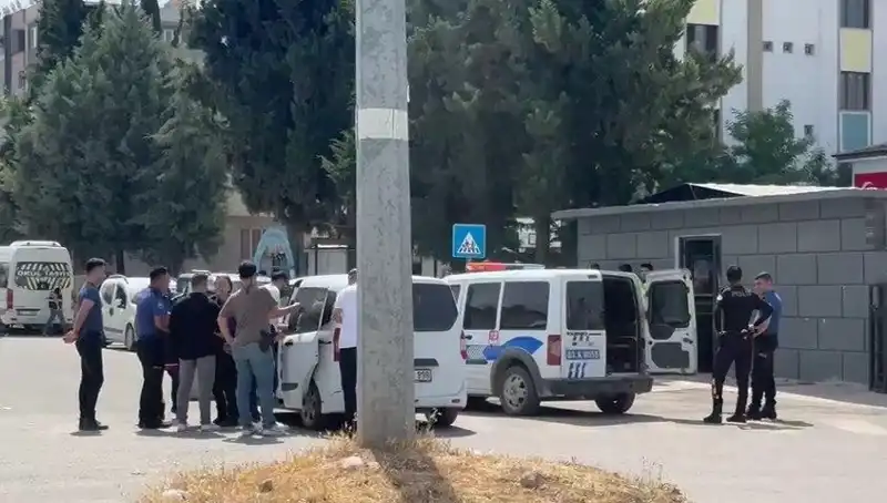 Adliye Önünde Patlayan Aile Kavgası: 5 Yaralı, 7 Gözaltı