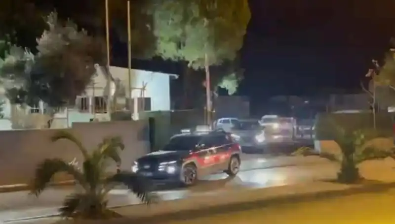 İzmir'de 24 Saatlik Büyük Operasyon: 141 Hükümlü Yakalandı