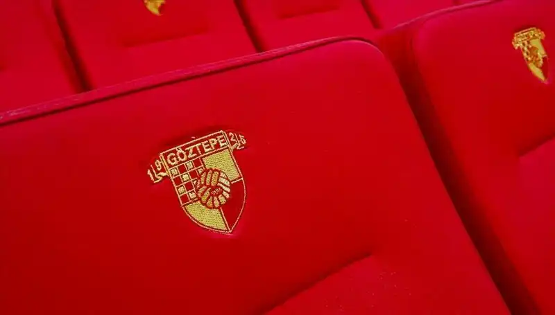 Göztepe, Geleceğin Yıldızı Junior Olaitan ile Anlaştı!