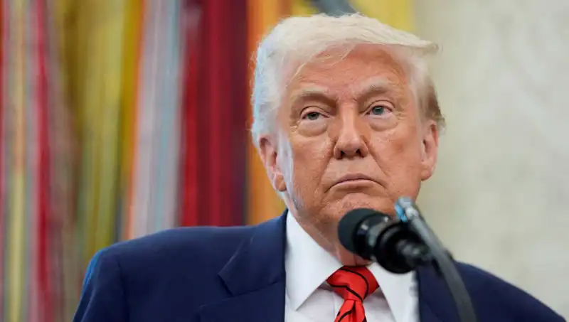 Trump, G7 Zirvesi’nden Aceleyle Ayrıldı: Beyaz Saray’da Gizli Toplantı