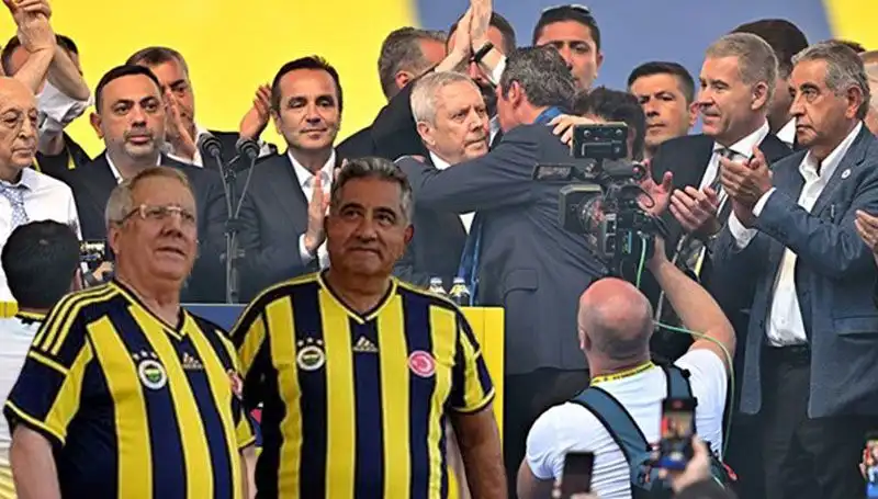 Ali Koç’a istifa çağrısı! Mahmut Uslu, başkanlık için düğmeye bastı