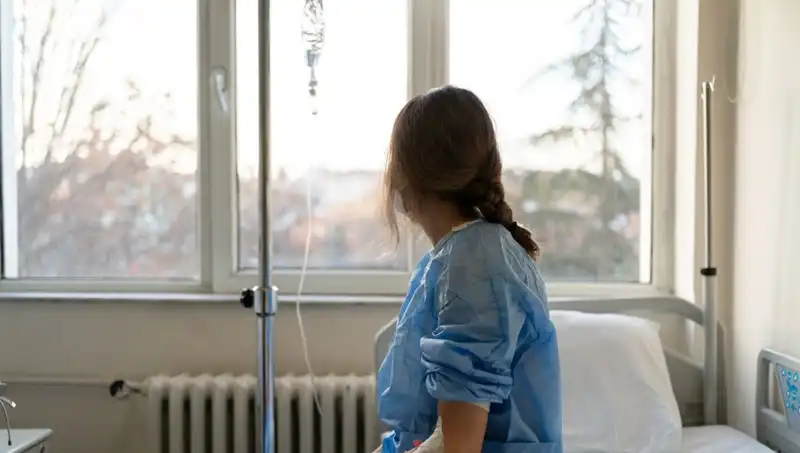35 Yaşındaki Kadının Kanserle Sınavı: "Sessiz Bir Katil" Olarak Nitelendirdi