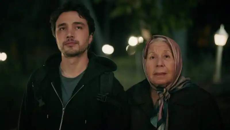 Aile Saadeti Dizisi Görkemli Başlangıcıyla Ekranlara Dönüyor