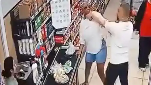 Market Kasa Sırasında Yaşanan Şok Olay: Kadına Saldırı!