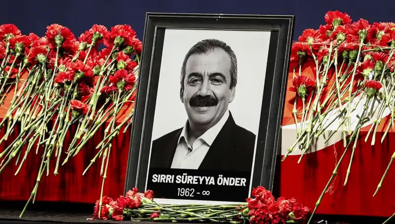 Meclis’te Sırrı Süreyya Önder’i Anma Töreni: Hatıralar, Duygular ve Siyasi Miras