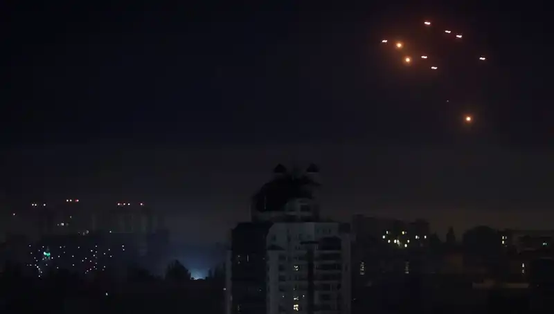 Rusya'nın Kiev'e Hava Saldırısı: Sumi'deki 11 Köyde Tahliye Emri!