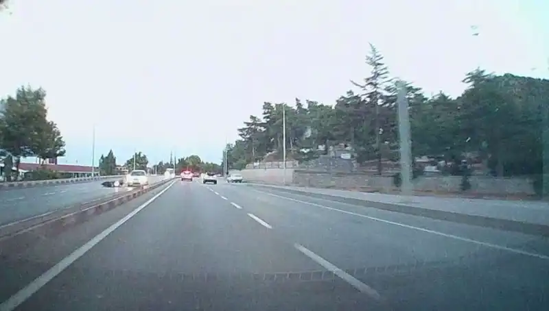Otomobil ve Motosiklet Çarpıştı! Olayda Bir Yaralı Var