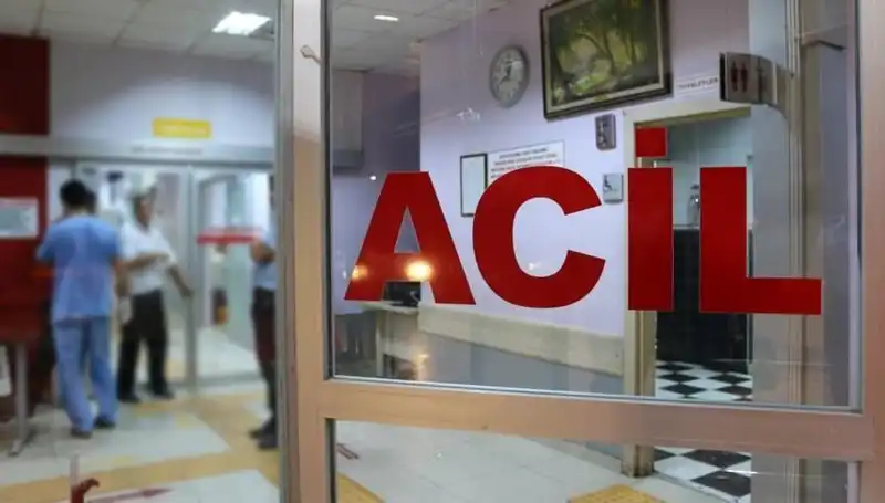 Burdur'da Korkutan Bıçaklı Kavga: Bir Kişi Ağır Yaralandı!