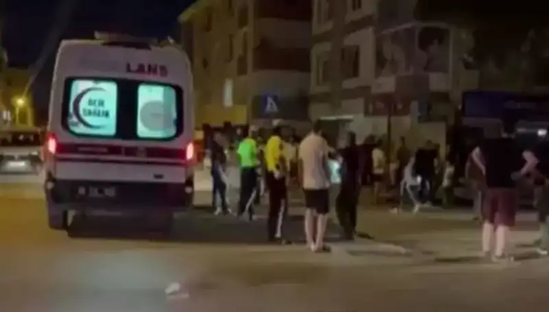Alkollü Sürücü, Tartıştığı Yayaları Kamyonetiyle Ezdi: Korkunç Olayın Ayrıntıları