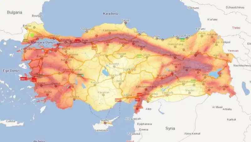 Evimin Altından Fay Hattı Geçiyor mu? Deprem Riski Taşıyan 45 İl ve 110 İlçe