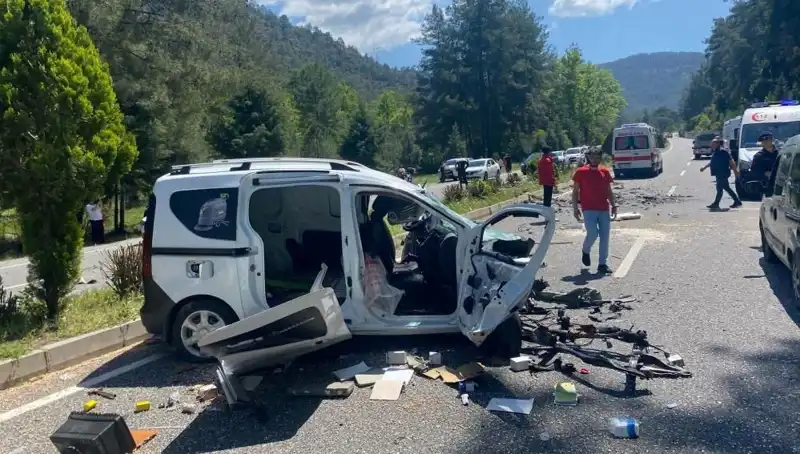 Marmaris'te Dehşet Kaza: Can Kaybı ve Yaralılarla Dolu Bir Gün